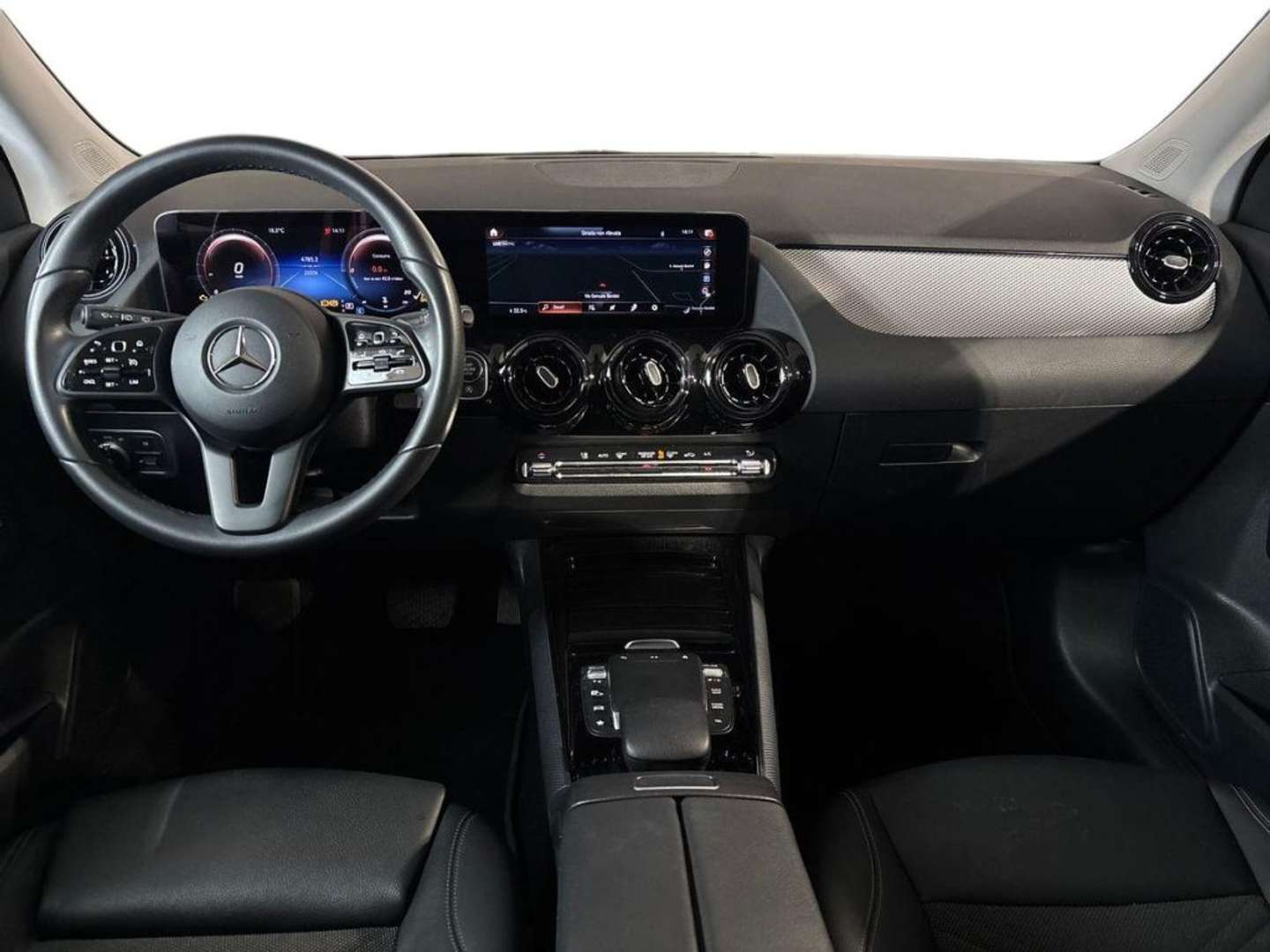 Mercedes GLA 180 Business - 2023 - Joinsteer - #9