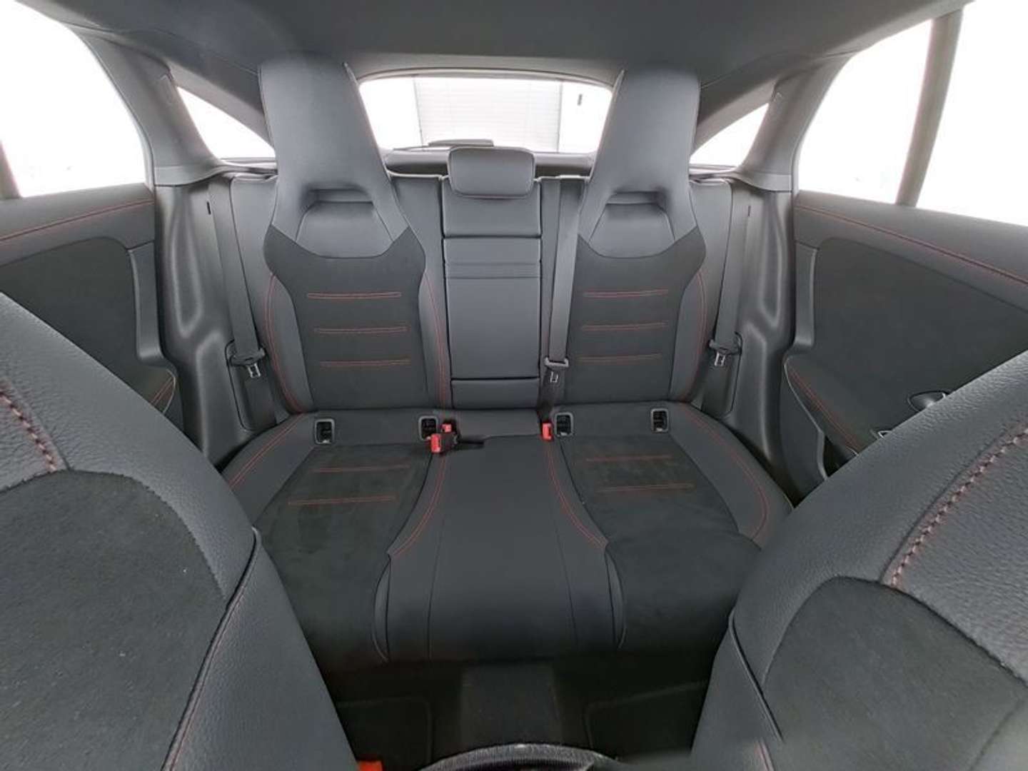 Mercedes CLA 180 AMG Line - 2025 - Joinsteer - #8