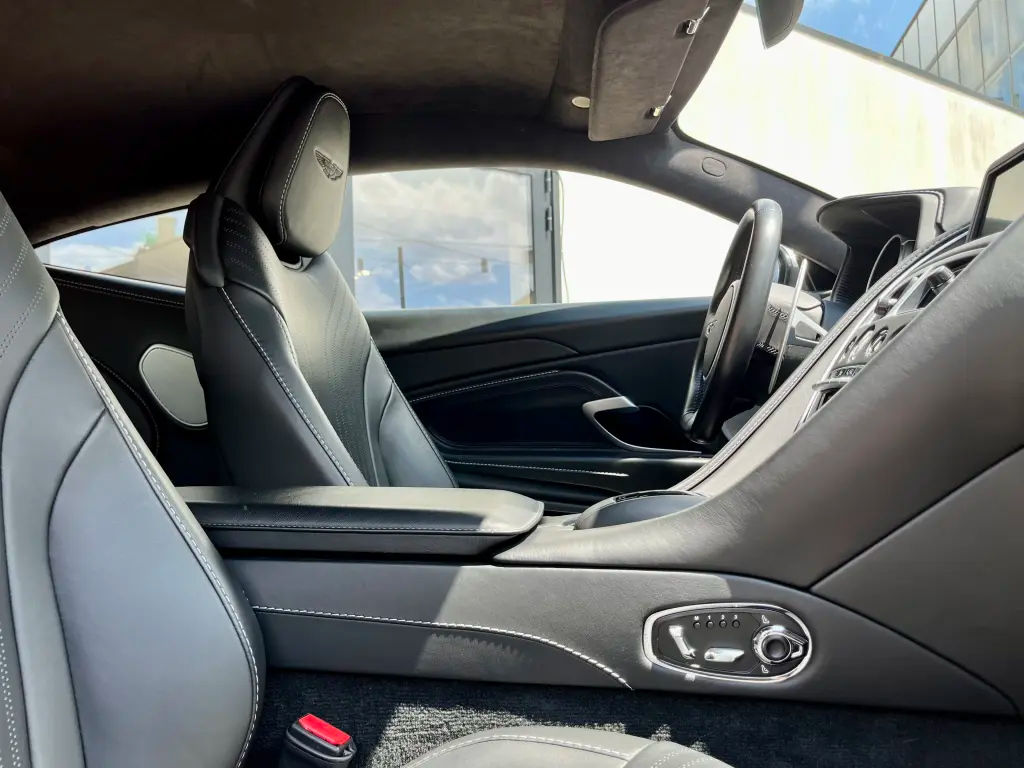 Aston Martin DB11 V8 Coupe 4.0 - 2020 - Joinsteer - #15