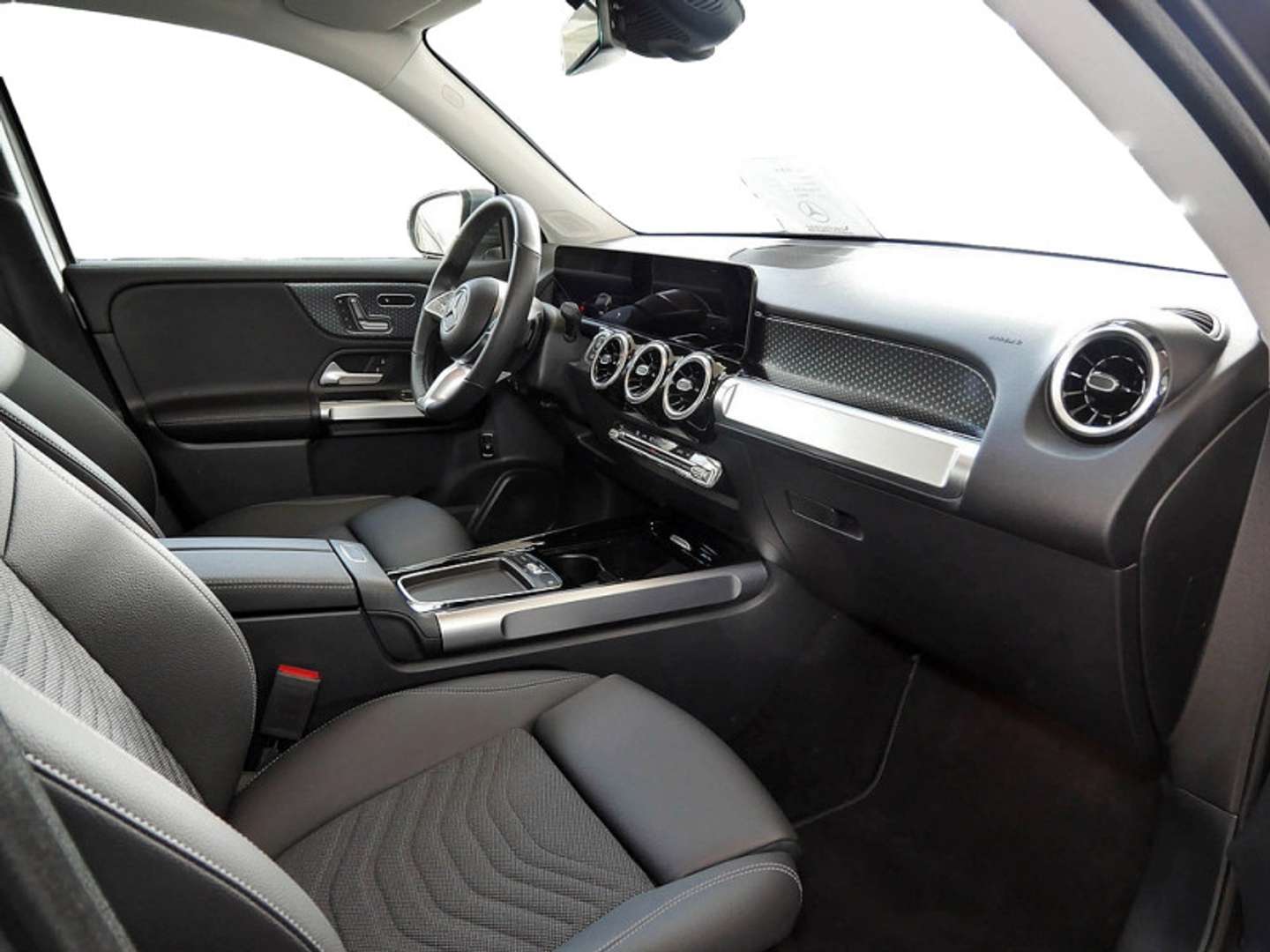 Mercedes GLB 180 Progressive - 2025 - Joinsteer - #5