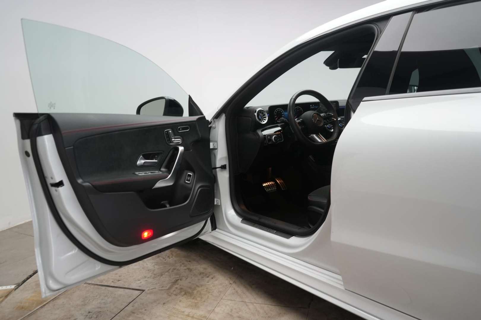 Mercedes CLA 220 AMG Line - 2023 - Joinsteer - #9