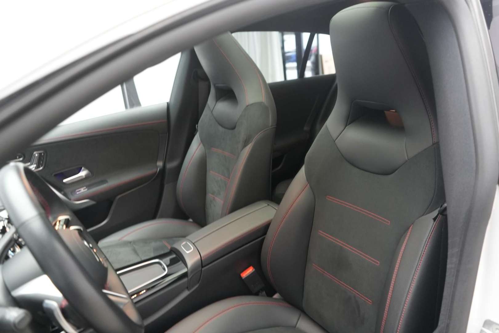 Mercedes CLA 220 AMG Line - 2023 - Joinsteer - #11