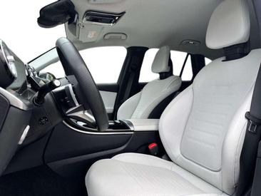 Mercedes GLC 220 Premium — photo 10