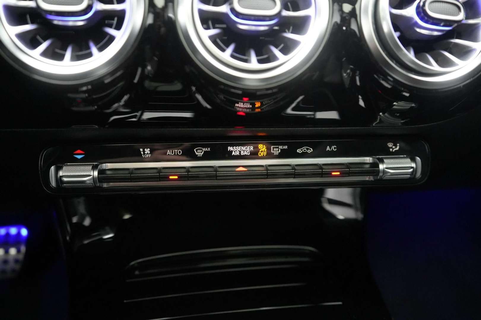Mercedes CLA 220 AMG Line - 2023 - Joinsteer - #16