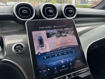 Mercedes GLC 220 AMG Line — photo 14