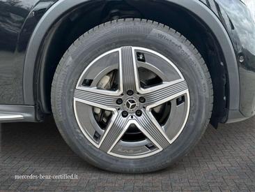 Mercedes GLC 220 AMG Line — photo 16