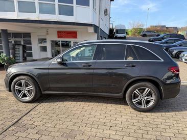 Mercedes GLC 200 — photo 20