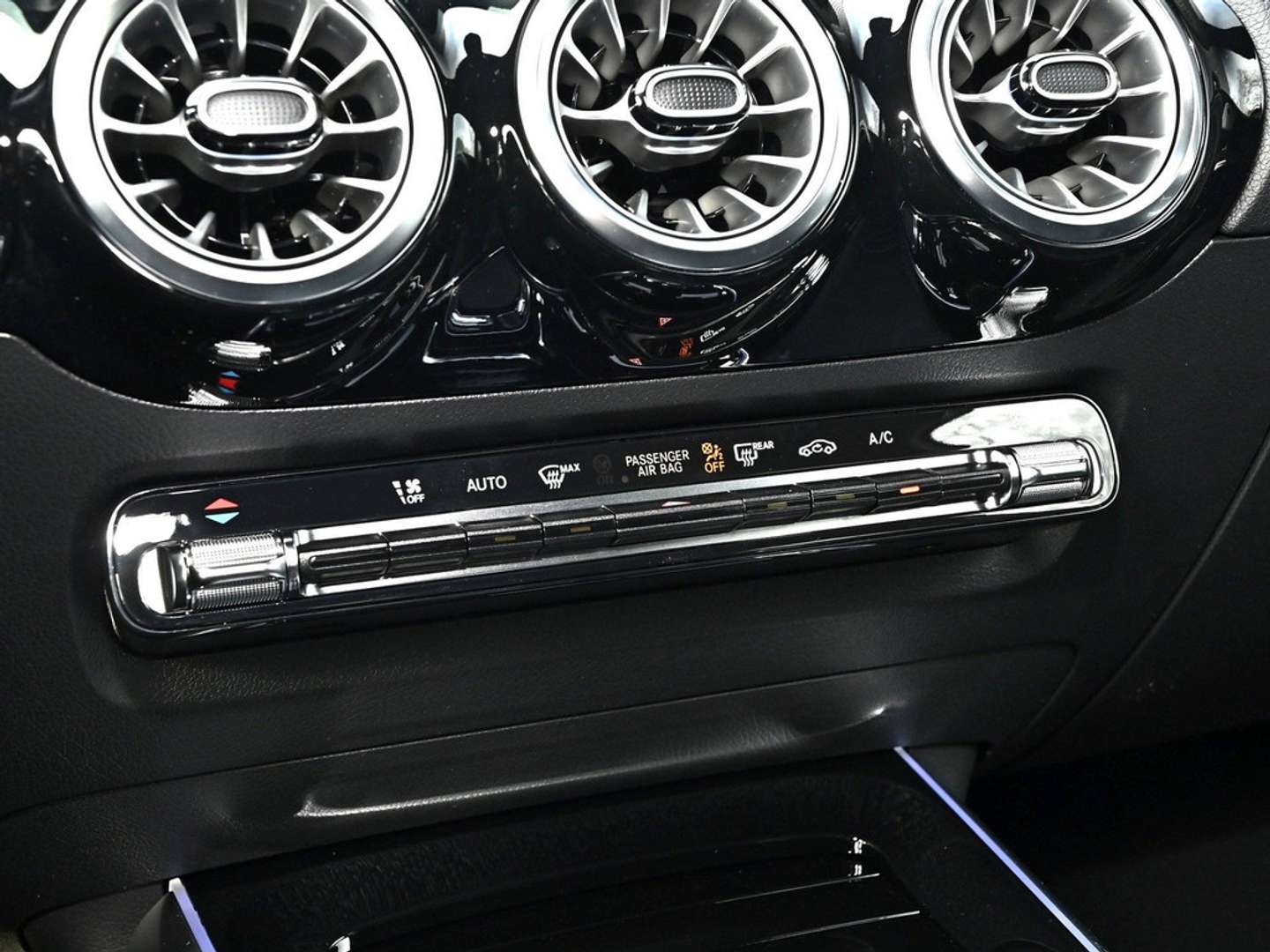 Mercedes GLA 200 AMG Line - 2026 - Joinsteer - #11