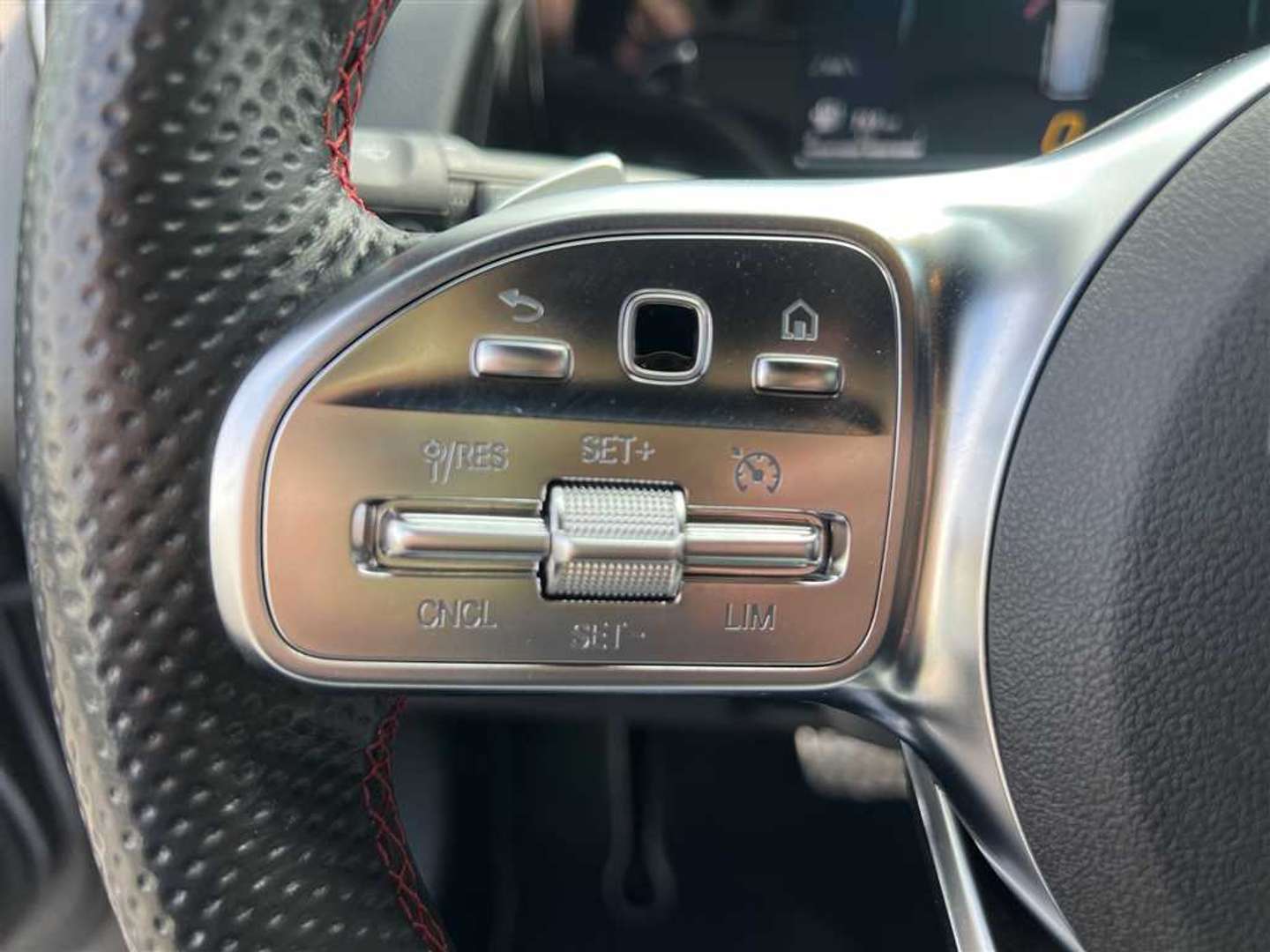 Mercedes GLB 220 AMG LINE - 2023 - Joinsteer - #31