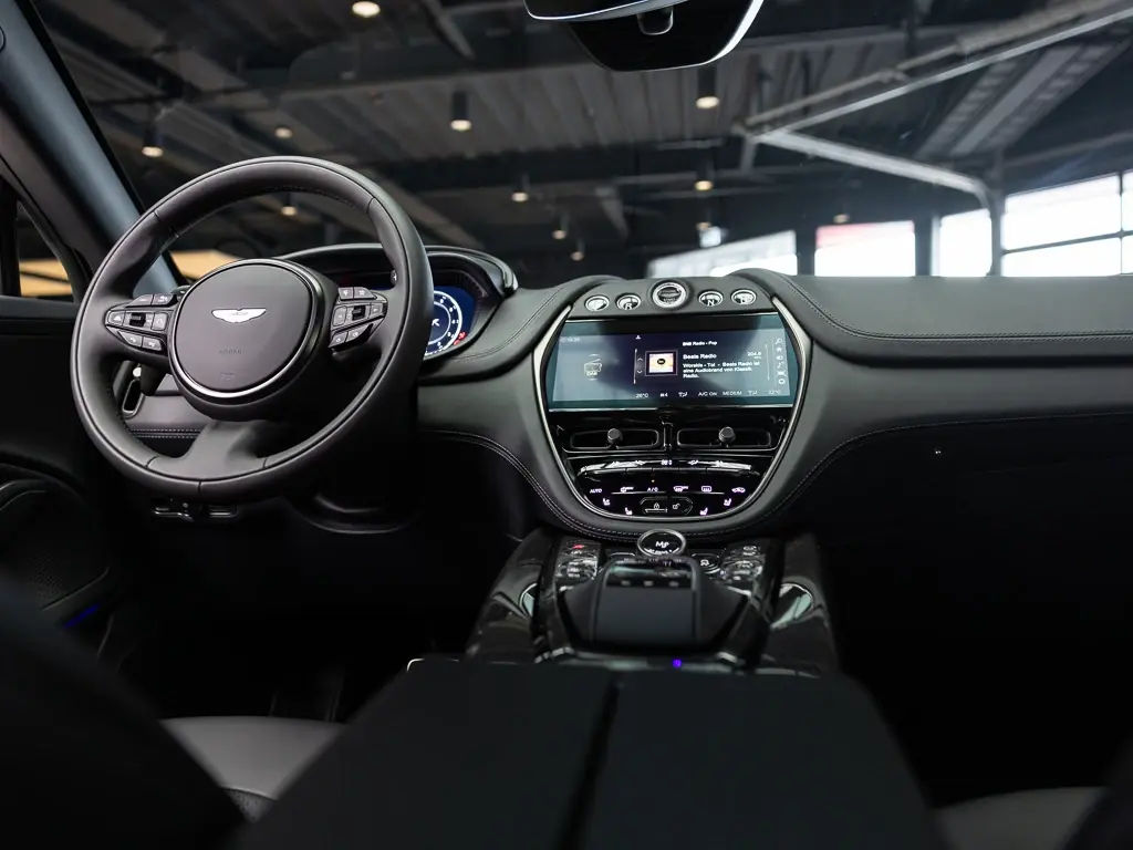 Aston Martin DBX 707 SUV 4.0 - 2024 - Joinsteer - #3