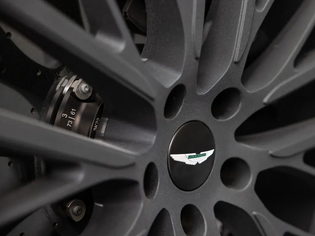 Aston Martin DBX 707 SUV 4.0 - 2024 - Joinsteer - #8