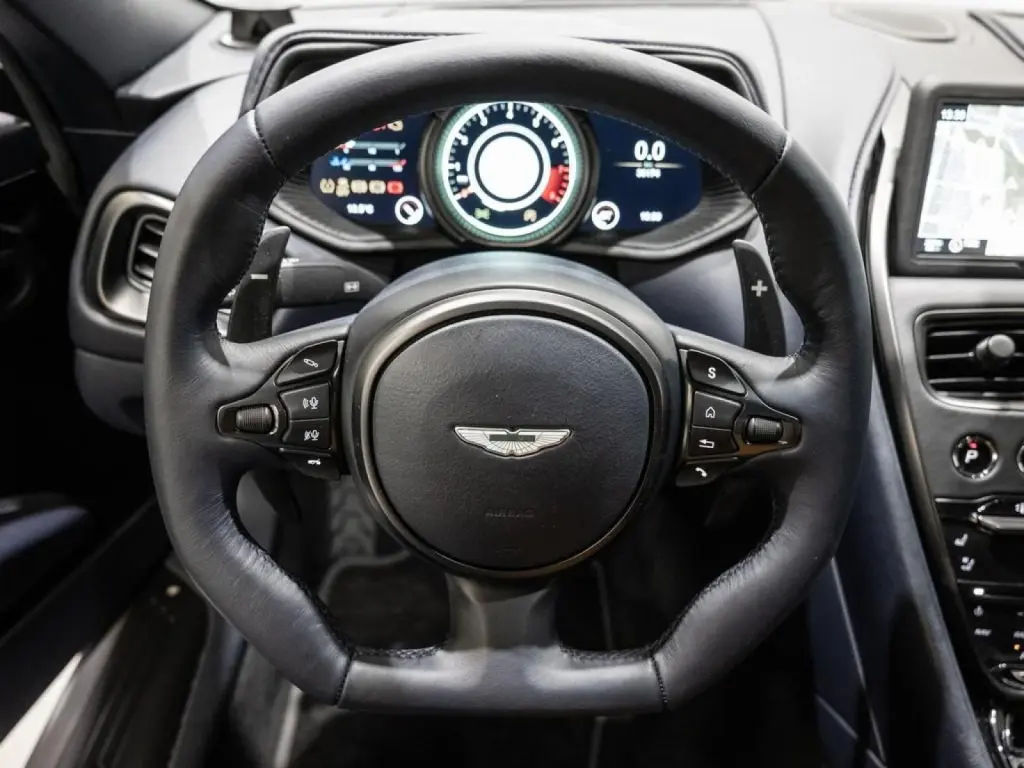 Aston Martin DB11 V12 AMR Coupe 5.2 - 2021 - Joinsteer - #16