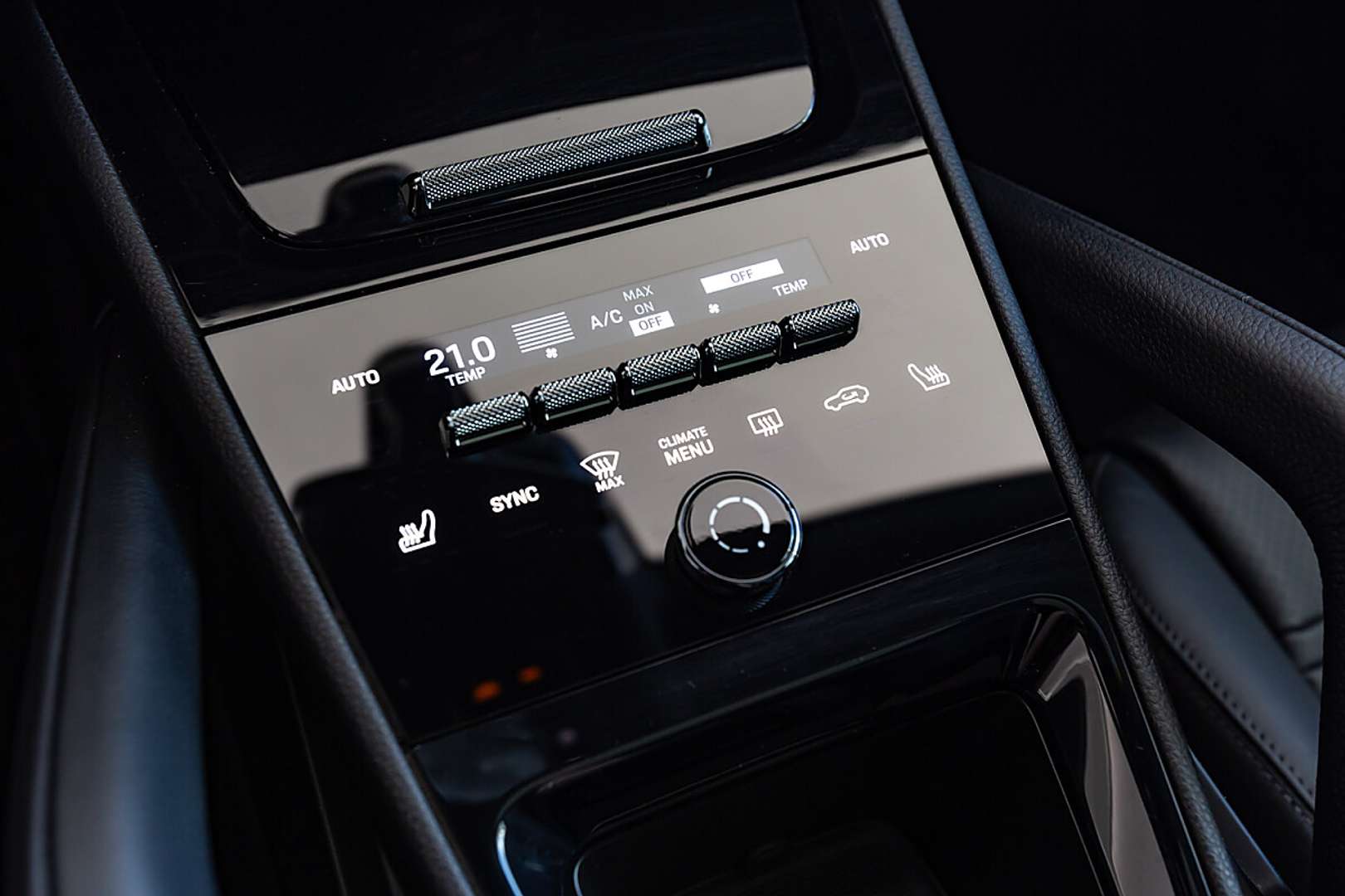 Porsche Cayenne III E-Hybrid - 2025 - Joinsteer - #15