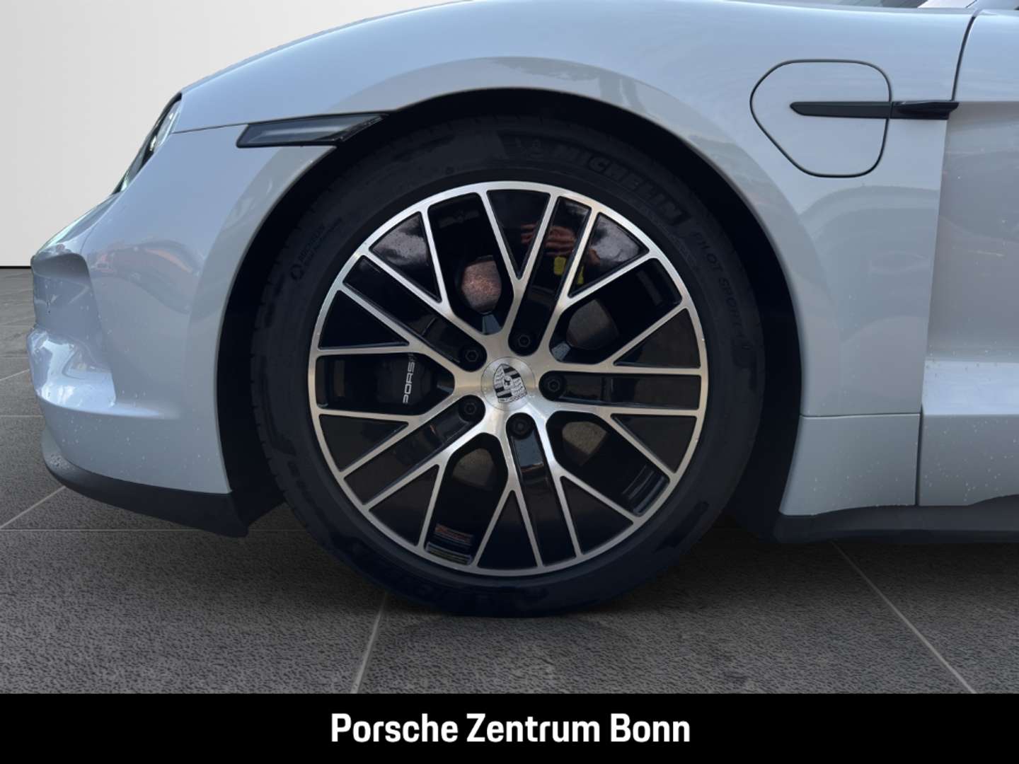 Porsche Taycan - 2024 - Joinsteer - #22