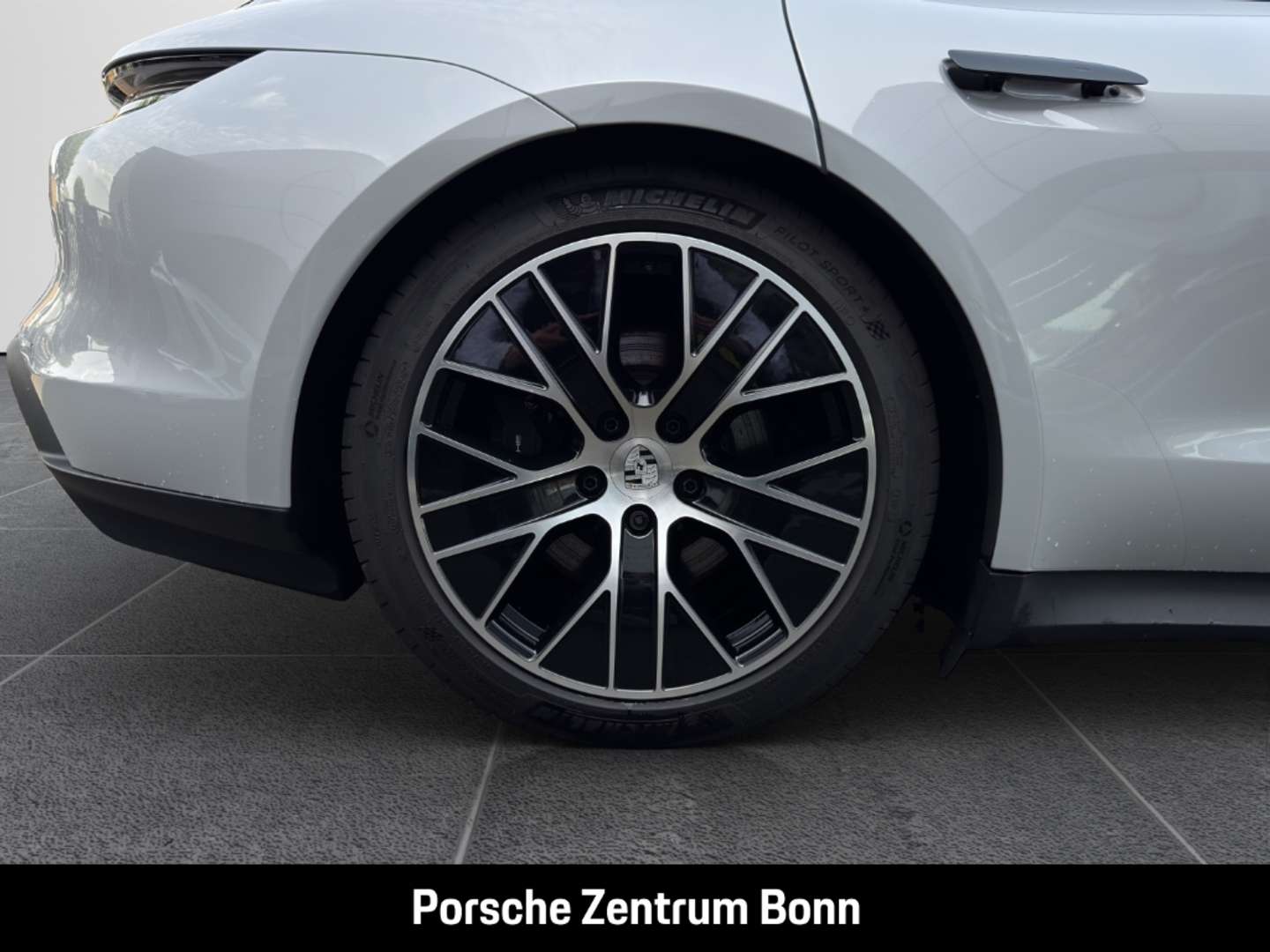Porsche Taycan - 2024 - Joinsteer - #24