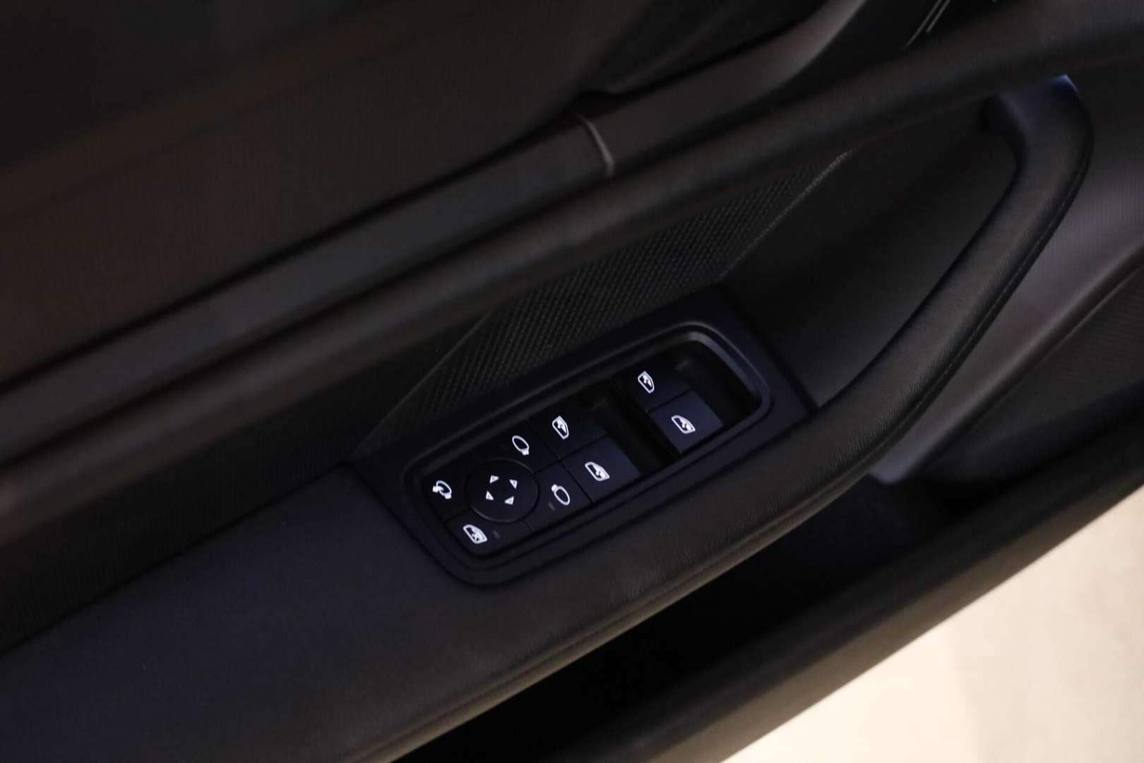 Porsche Taycan Performance - 2023 - Joinsteer - #35