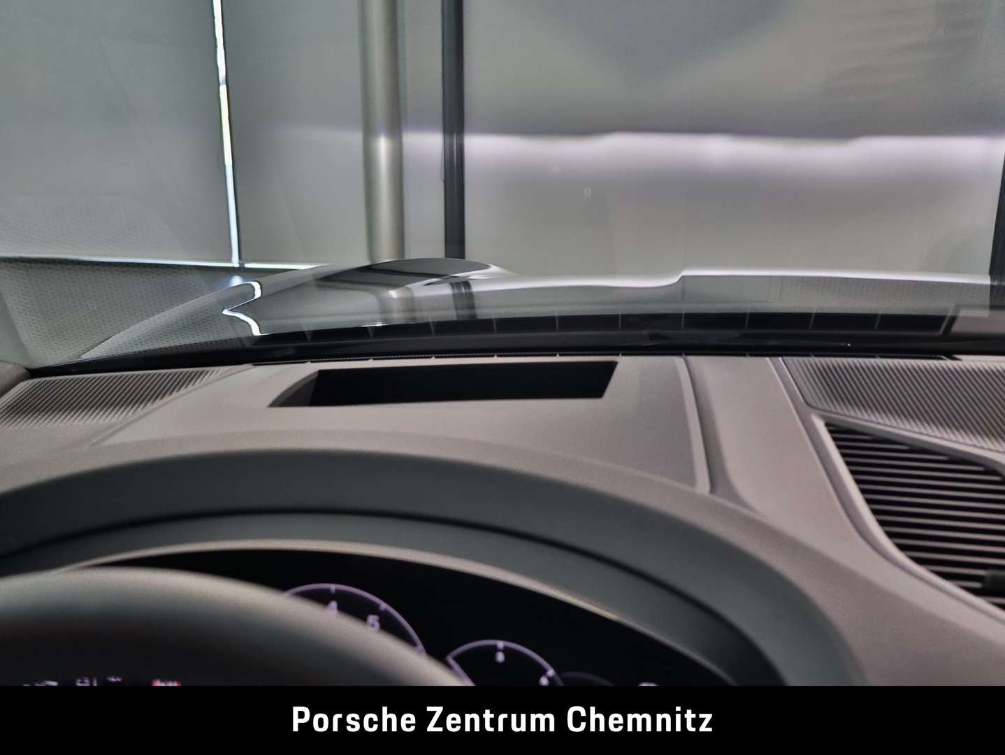 Porsche Cayenne II E-Hybrid Black Edition - 2026 - Joinsteer - #17