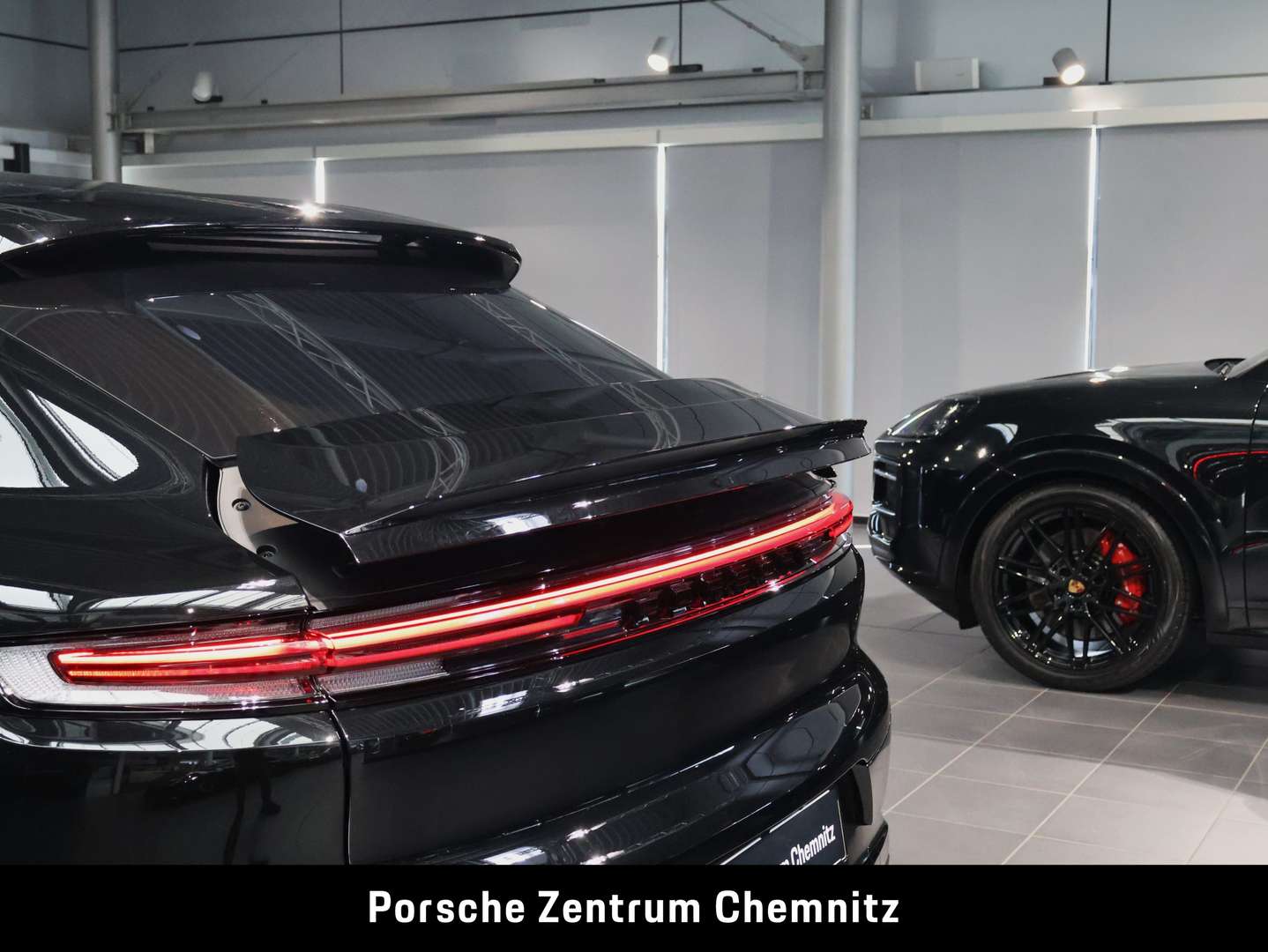 Porsche Cayenne II E-Hybrid Black Edition - 2026 - Joinsteer - #22