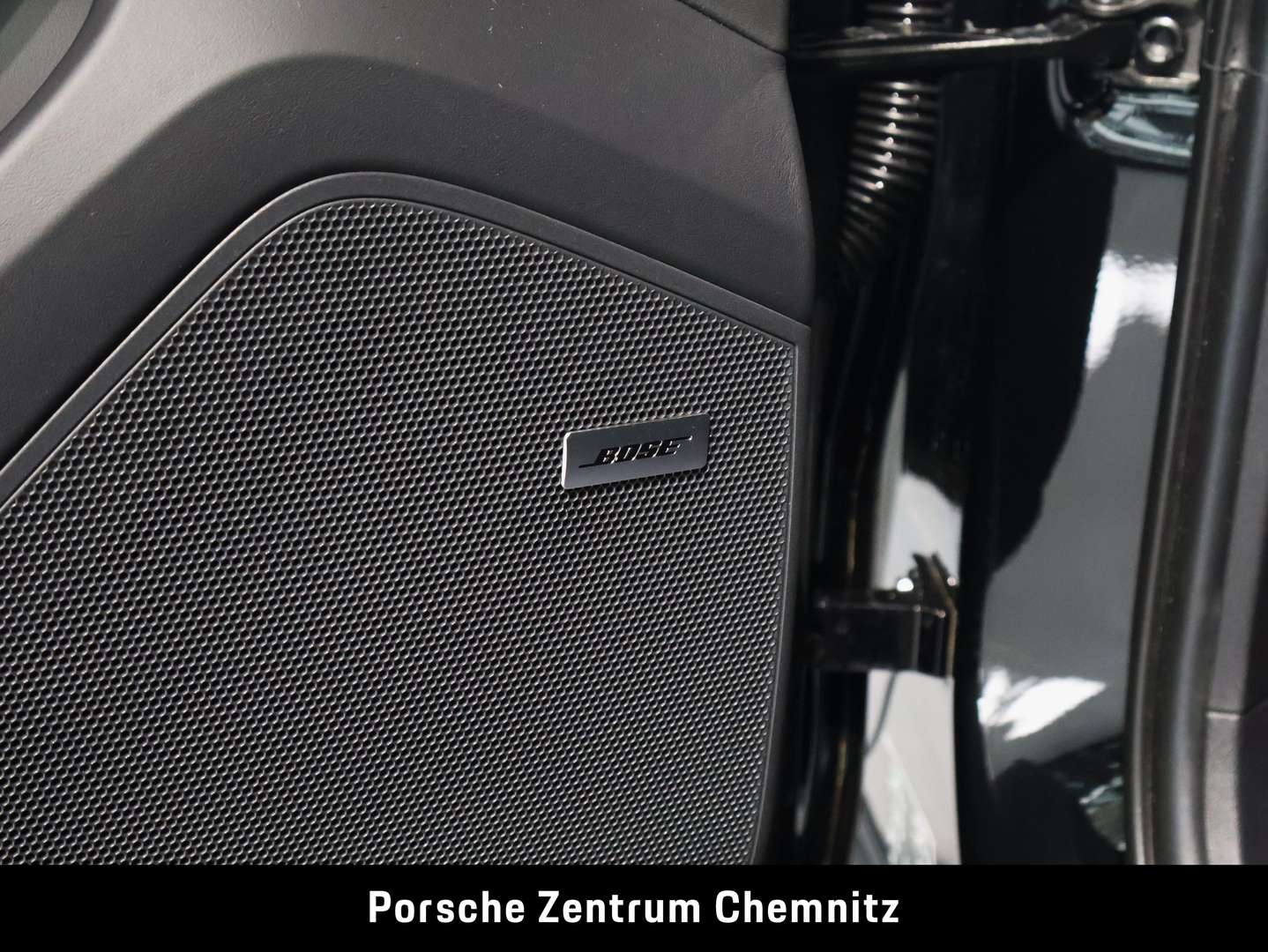 Porsche Cayenne II E-Hybrid Black Edition - 2026 - Joinsteer - #34