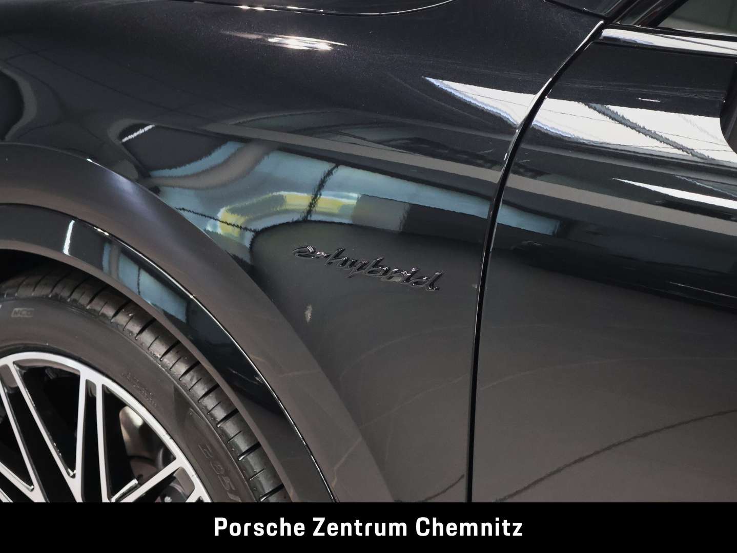 Porsche Cayenne II E-Hybrid Black Edition - 2026 - Joinsteer - #38