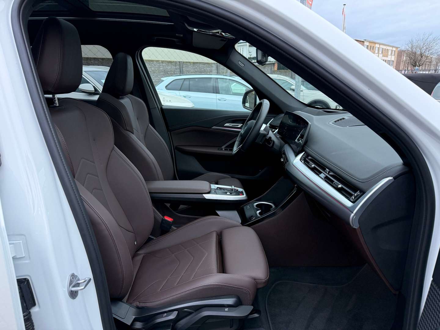BMW IX1 M Sport EDrive20 - 2025 - Joinsteer - #4