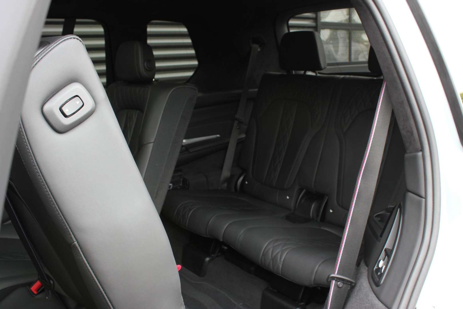 BMW X7 High Executive XDrive40d - 2023 - Joinsteer - #25