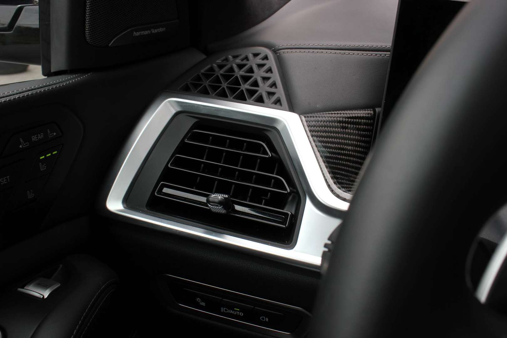 BMW X7 High Executive XDrive40d - 2023 - Joinsteer - #36