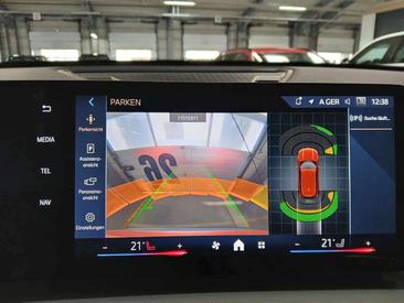 BMW X1 Premium 18i SDrive — photo 8