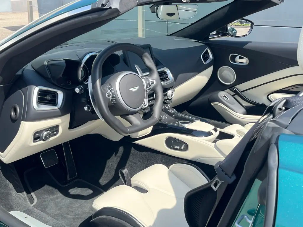 Aston Martin Vantage (2017-23) Vantage V12 Roadster 5.2 - 2023 - Joinsteer - #3
