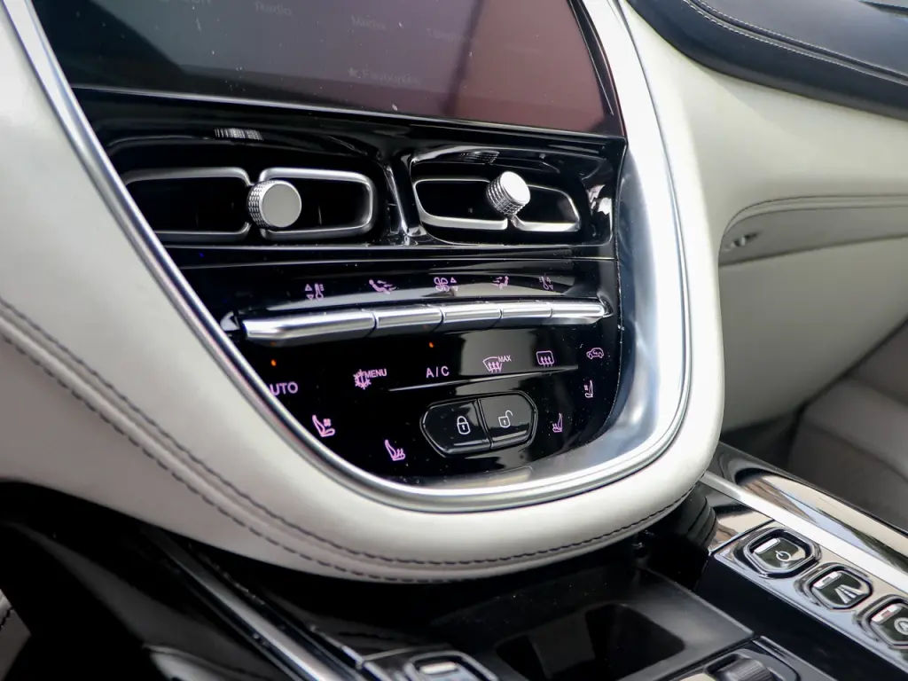 Aston Martin DBX SUV 4.0 - 2021 - Joinsteer - #45