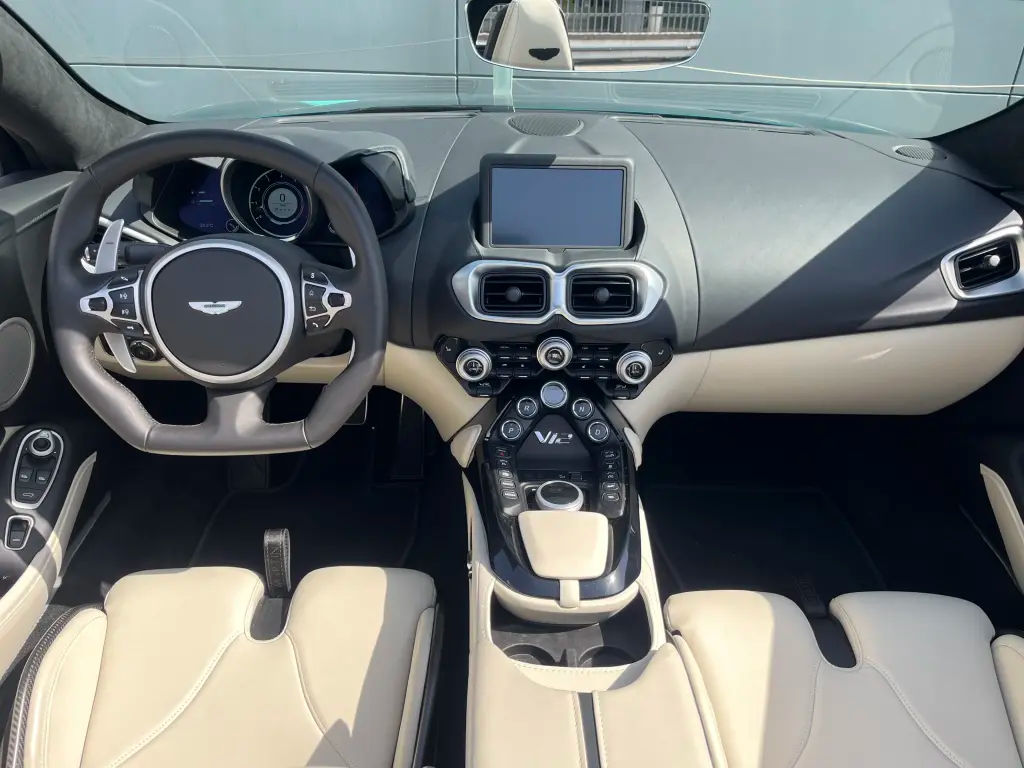 Aston Martin Vantage (2017-23) Vantage V12 Roadster 5.2 - 2023 - Joinsteer - #10
