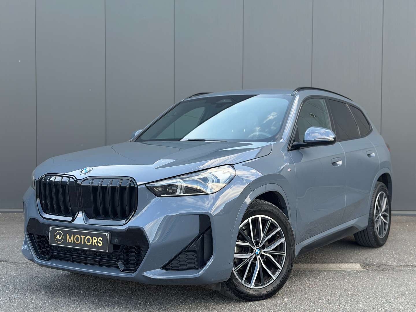 BMW X1 Individual 18i - 2023 - Joinsteer - #1