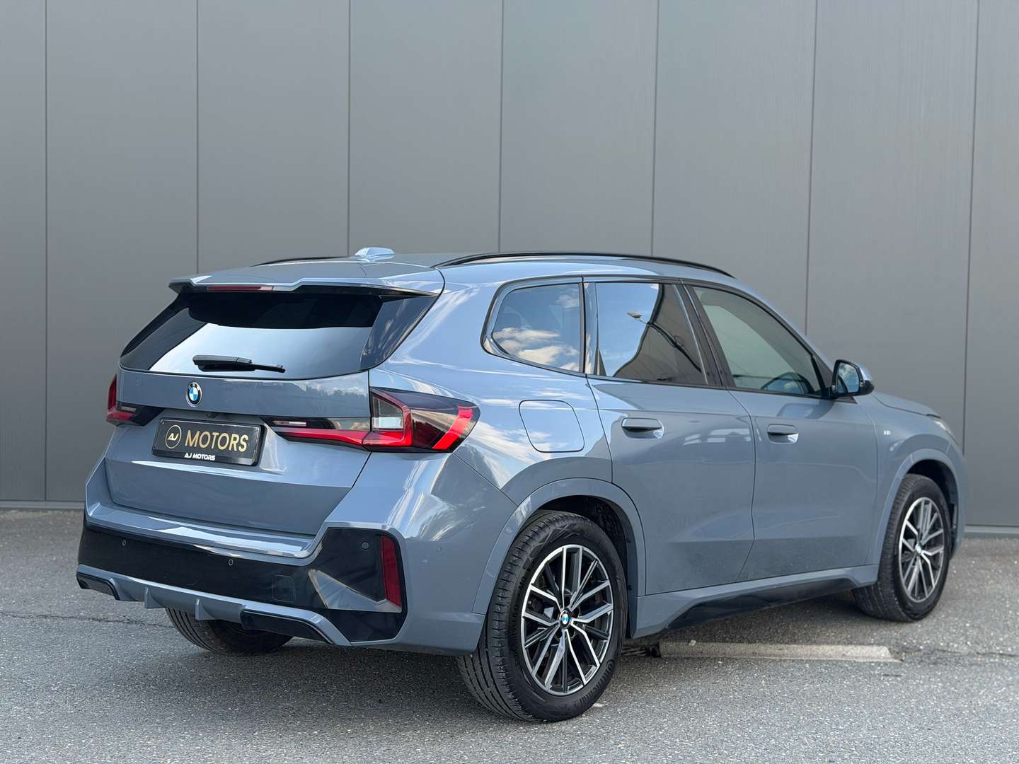 BMW X1 Individual 18i - 2023 - Joinsteer - #2