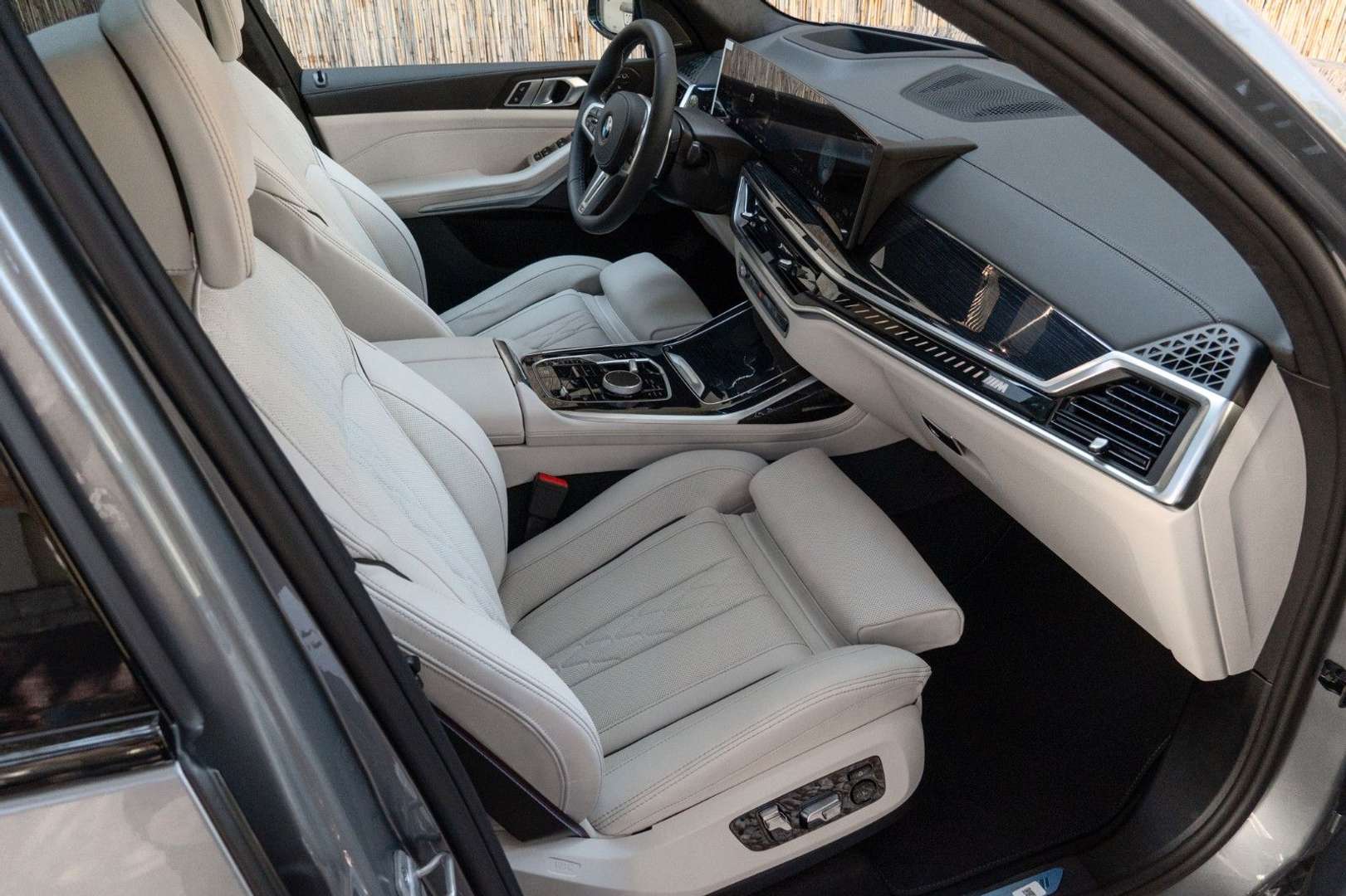 BMW X7 M60i XDrive - 2026 - Joinsteer - #25