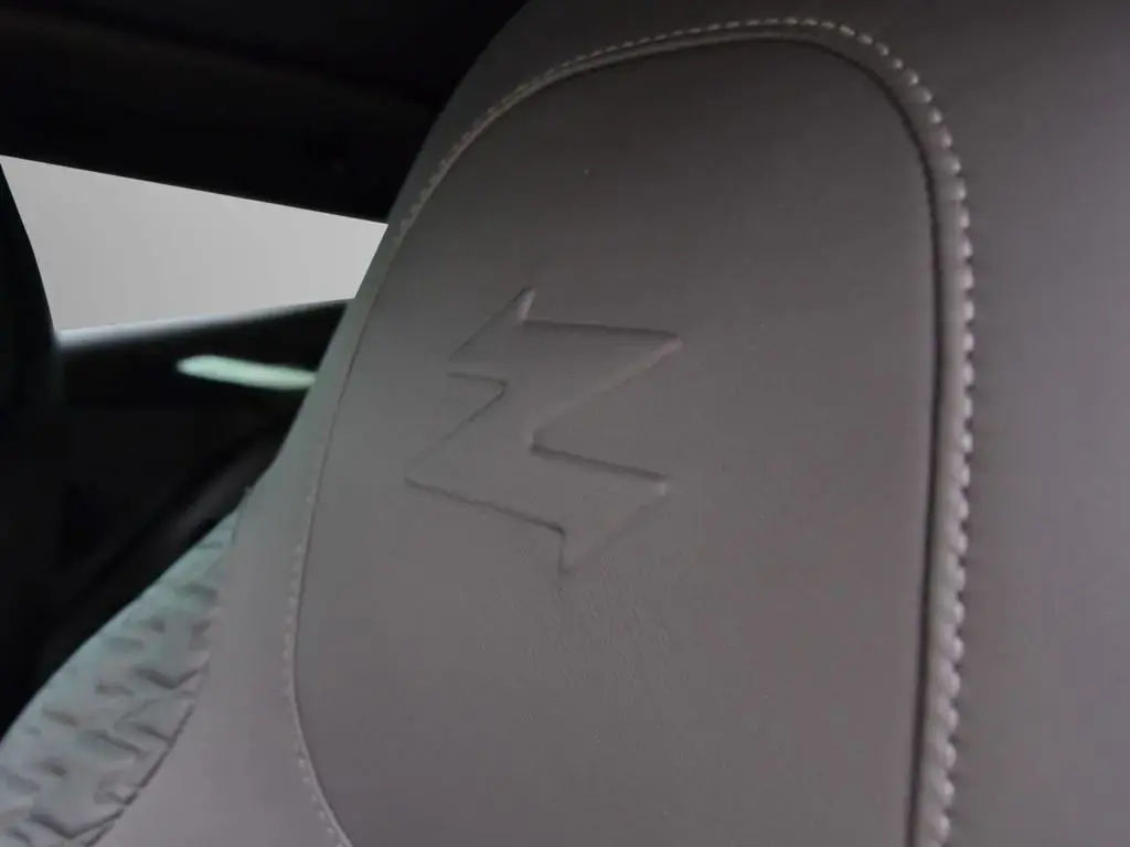 Aston Martin Vanquish II Vanquish Zagato Shooting Brake 5.9 - 2019 - Joinsteer - #5