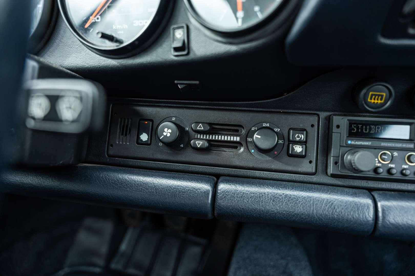 Porsche 964 CARRERA 4 - 1990 - Joinsteer - #20