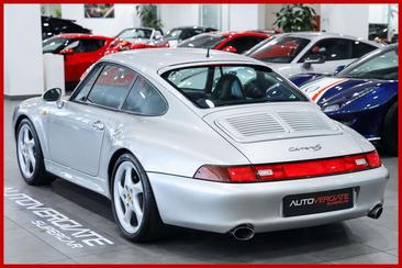 Porsche 993 Carrera S — photo 5