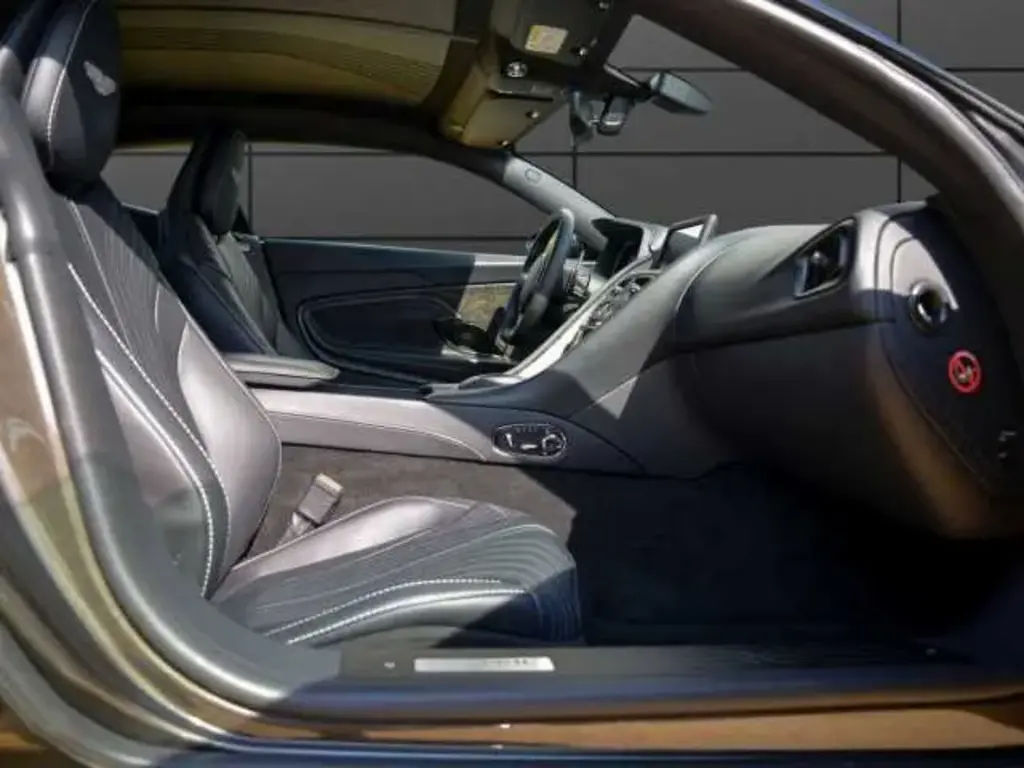 Aston Martin DB11 V8 Coupe 4.0 - 2023 - Joinsteer - #20