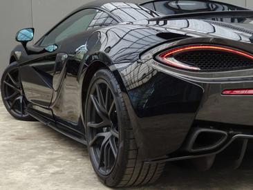 McLaren 570S — photo 43