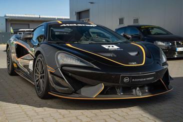 McLaren 620R — photo 45