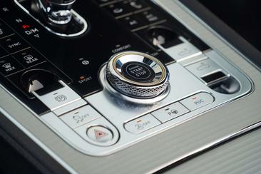Bentley Continental GTC V8 S — photo 15