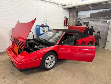 Ferrari Mondial T — photo 3