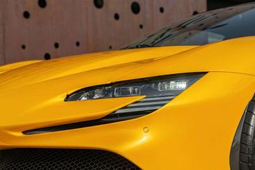 Ferrari SF90 Stradale — photo 11