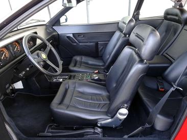 Ferrari Mondial 3.2 — photo 7