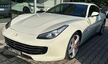 Ferrari GTC4Lusso — photo 3
