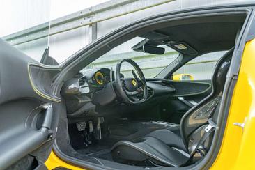 Ferrari SF90 Stradale — photo 16