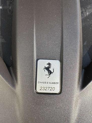 Ferrari GTC4Lusso — photo 19