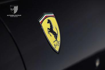 Ferrari 812 Superfast — photo 28