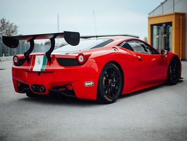 Ferrari 458 Challenge — photo 9