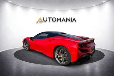 Ferrari F8 Tributo — photo 11